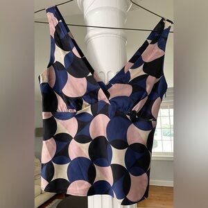 How& wen women: silk tank top size medium with geometric print in multi color